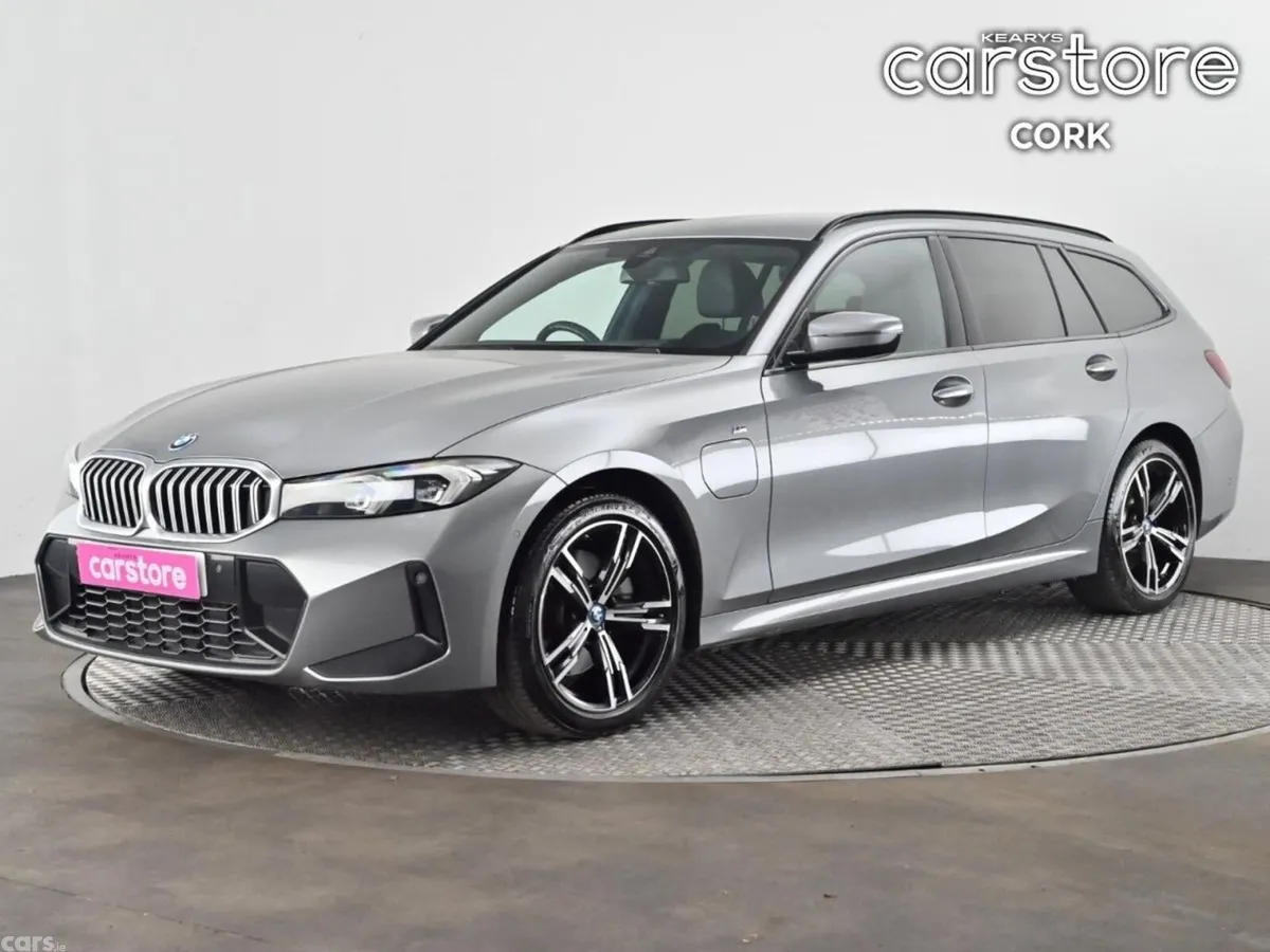 BMW 3-Series Estate, Petrol Plug-in Hybrid, 2024, Grey
