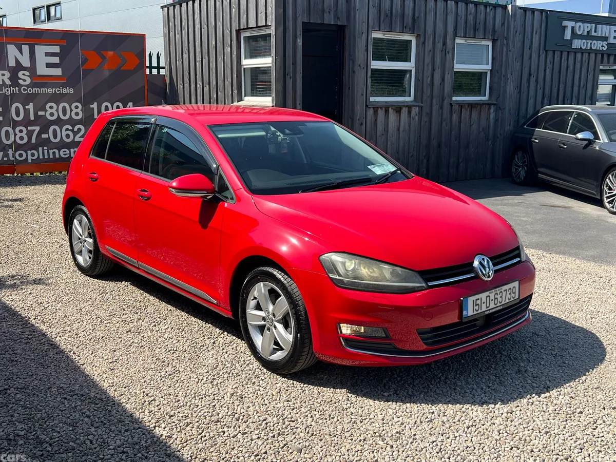 Volkswagen Golf Hatchback, Petrol, 2016, Red