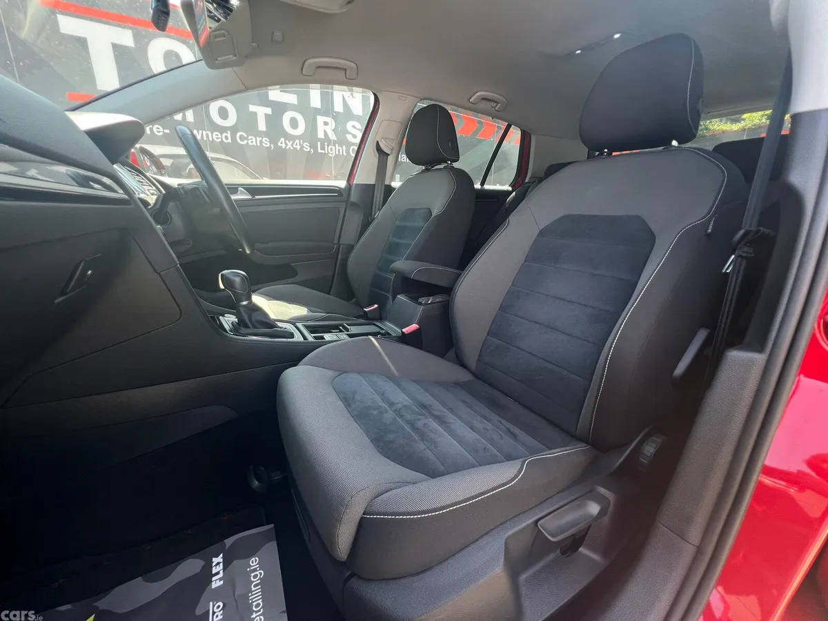 Volkswagen Golf Hatchback, Petrol, 2016, Red