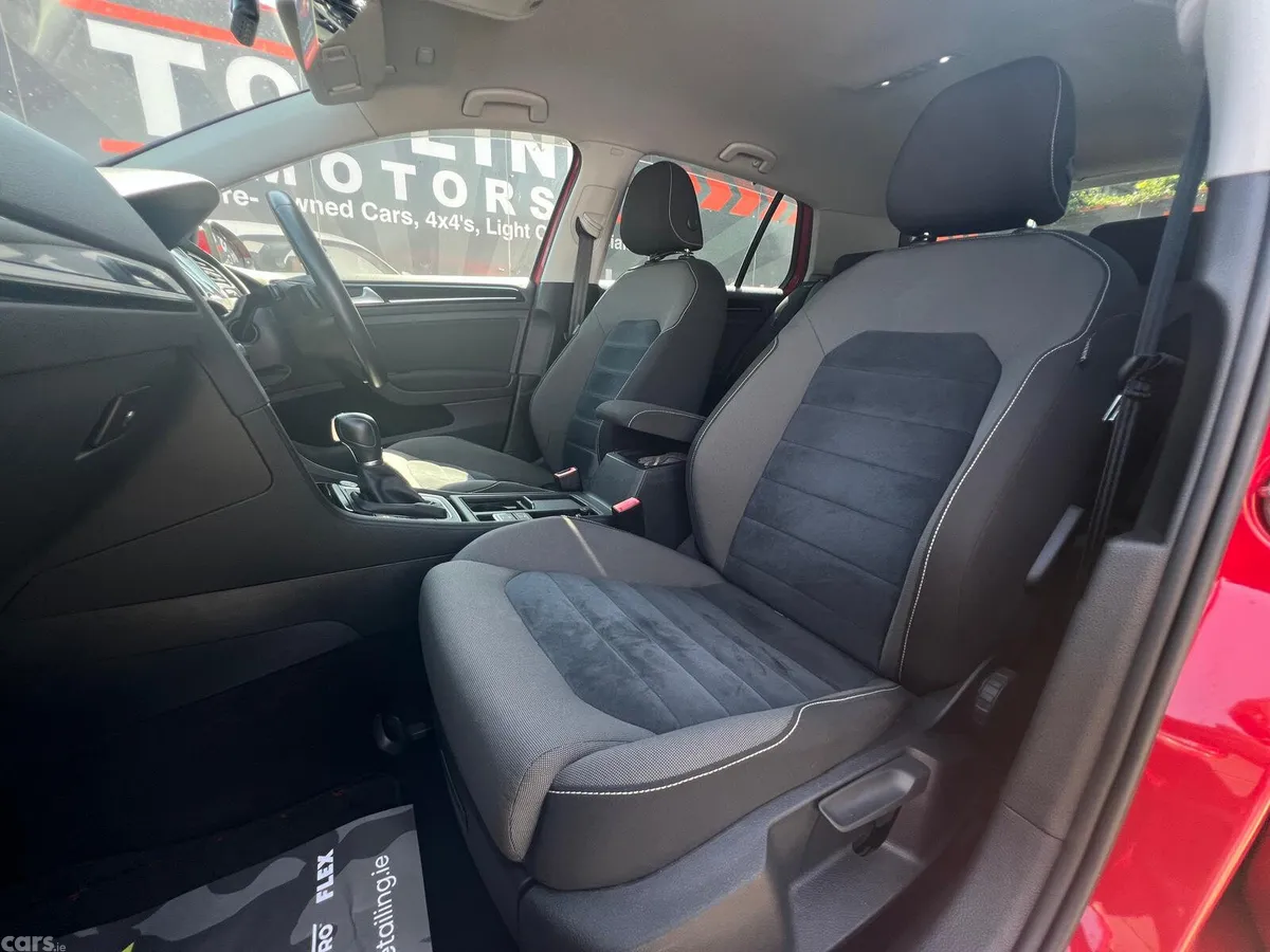 Volkswagen Golf Hatchback, Petrol, 2016, Red