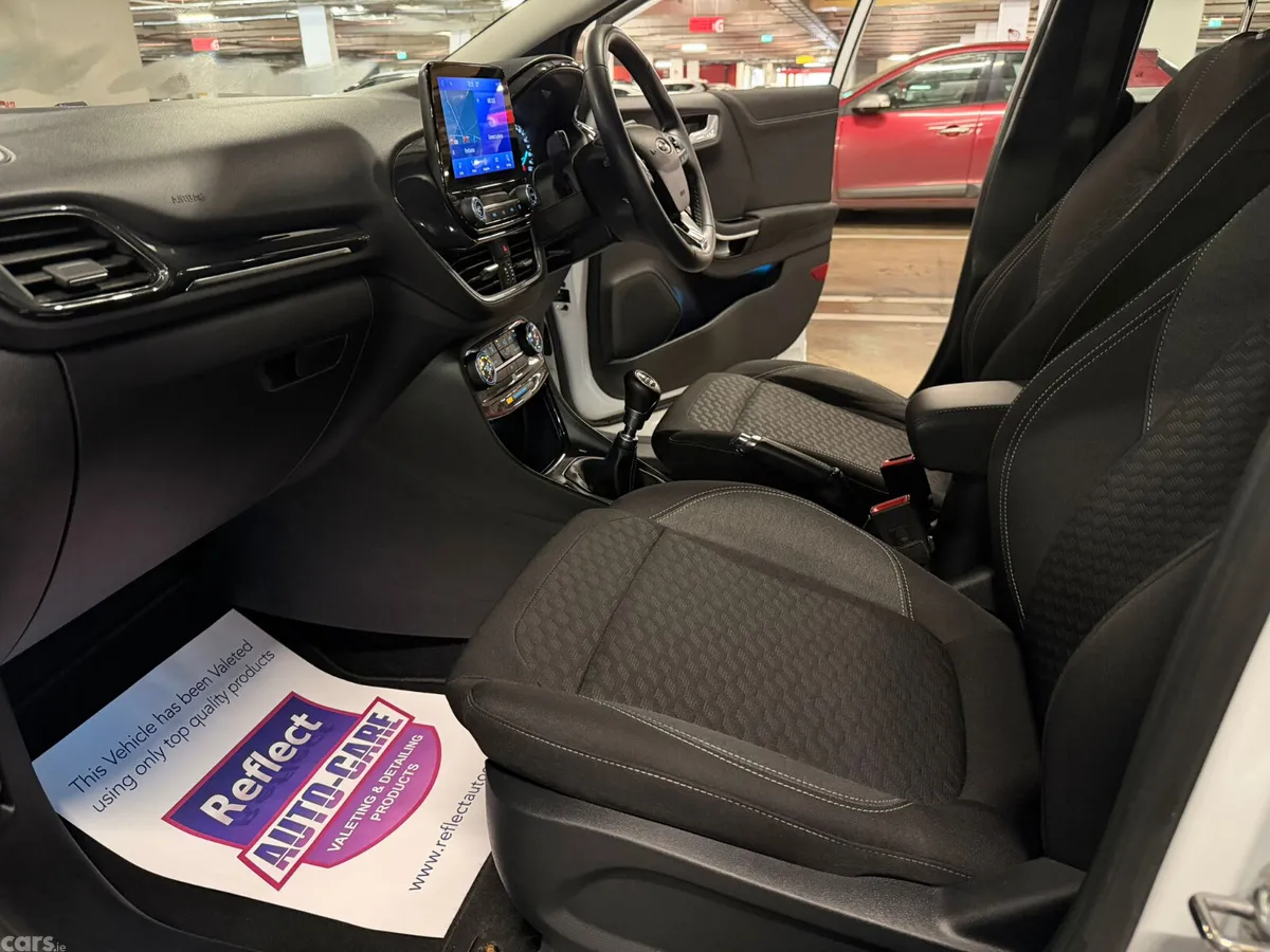 Ford Puma MPV, Petrol Hybrid, 2023, White
