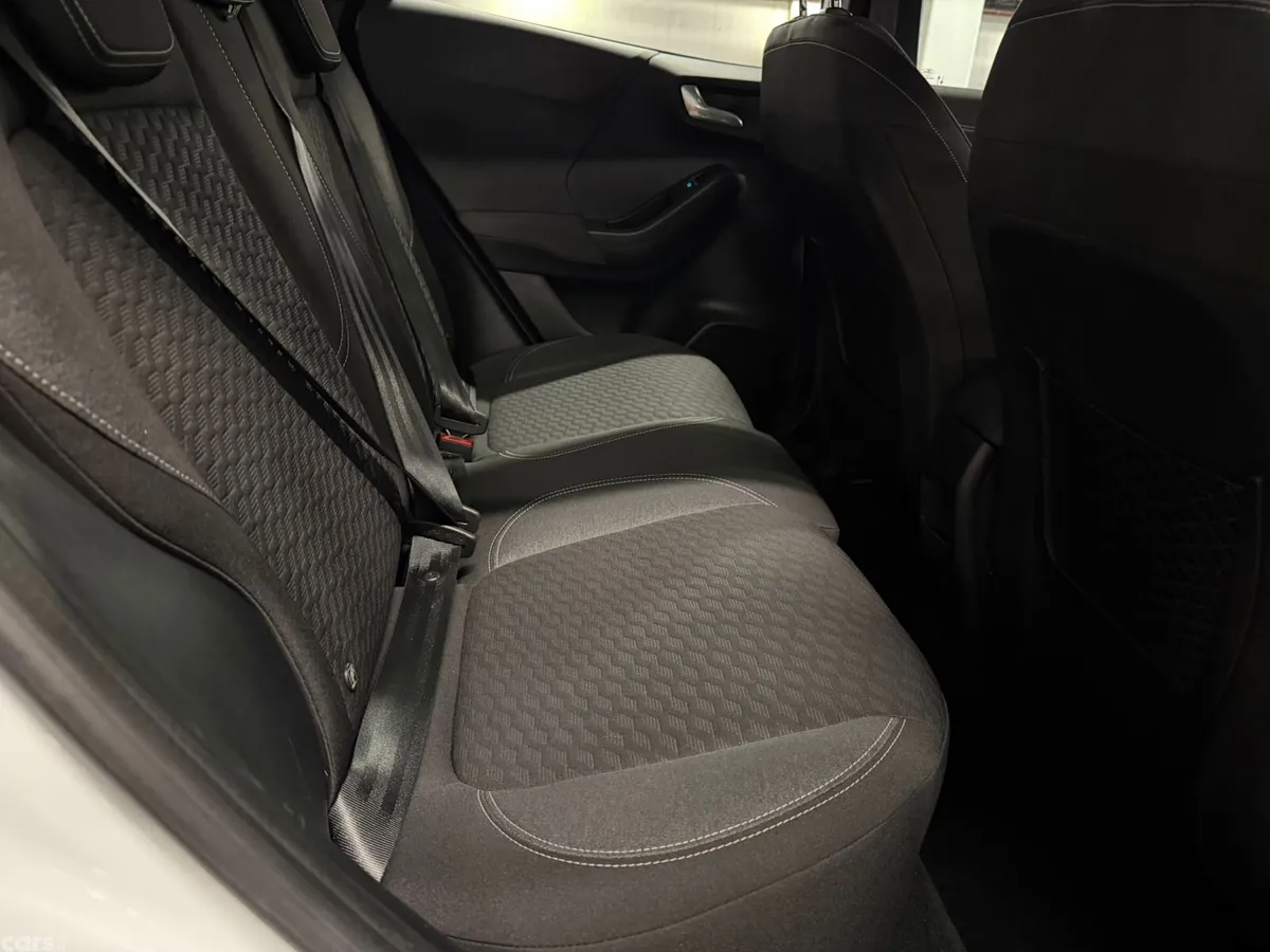 Ford Puma MPV, Petrol Hybrid, 2023, White