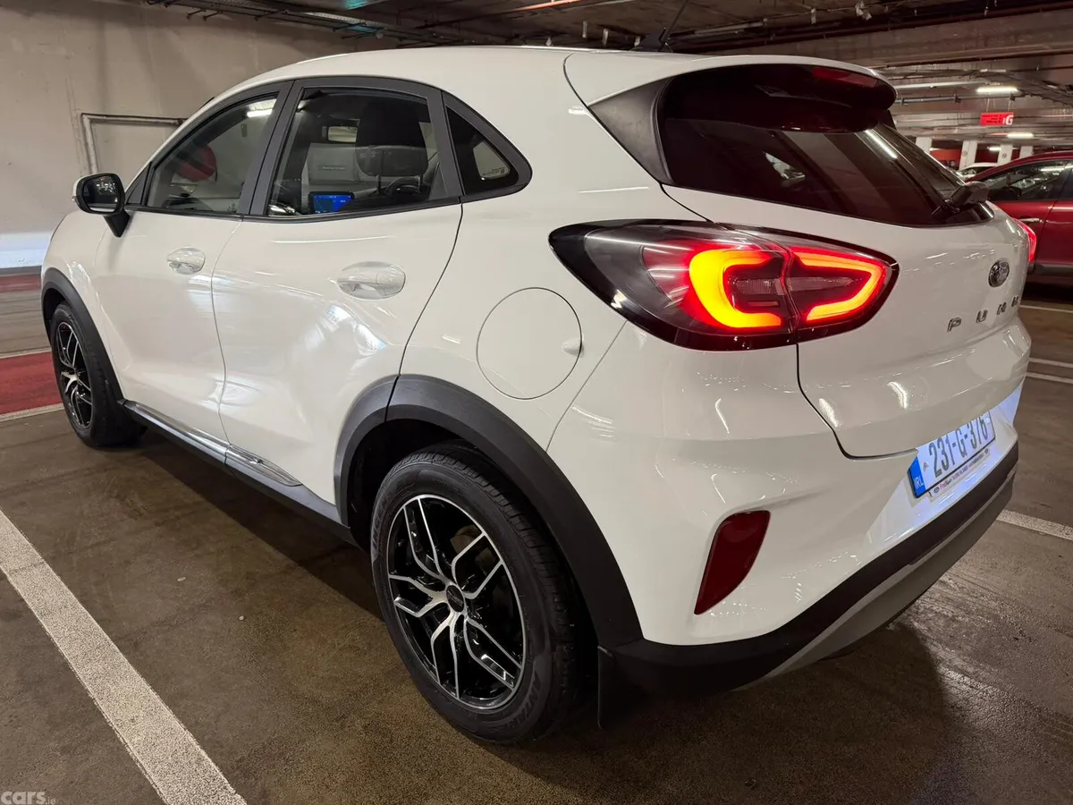 Ford Puma MPV, Petrol Hybrid, 2023, White