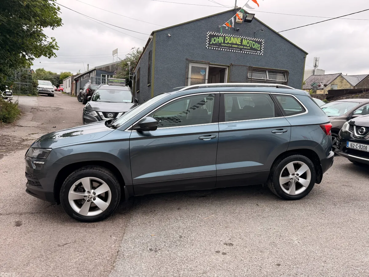 Skoda Karoq Estate/Jeep, Petrol, 2018, Grey