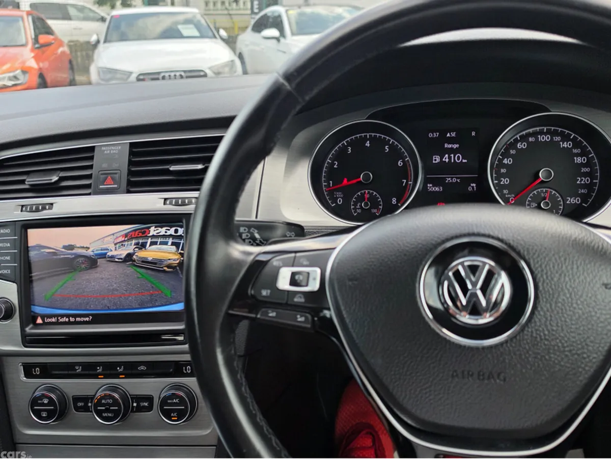 Volkswagen Golf Hatchback, Petrol, 2015, Blue