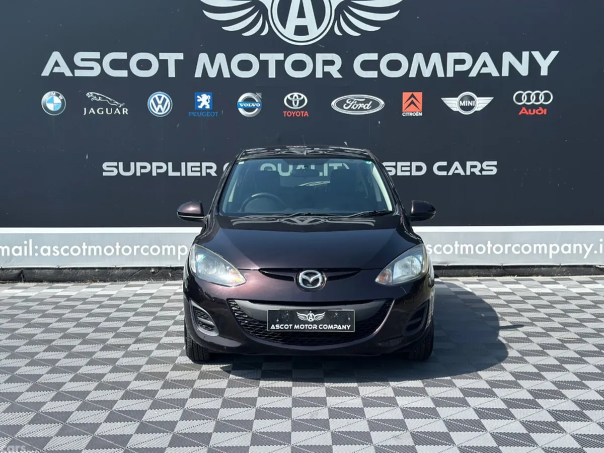 Mazda Demio Hatchback, Petrol, 2013, Purple