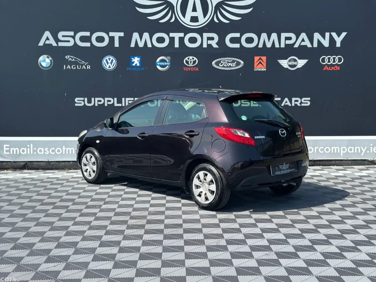 Mazda Demio Hatchback, Petrol, 2013, Purple