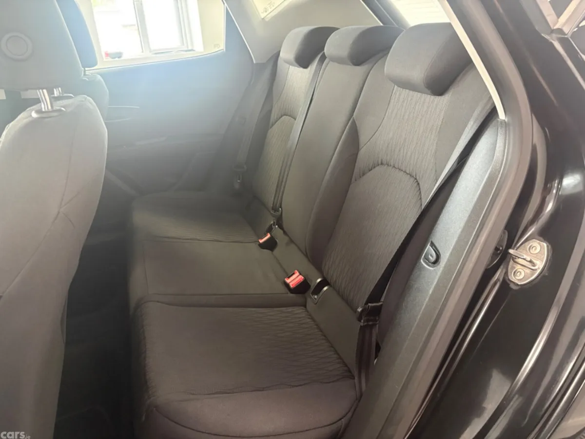 SEAT Leon Hatchback, Petrol, 2017, Black