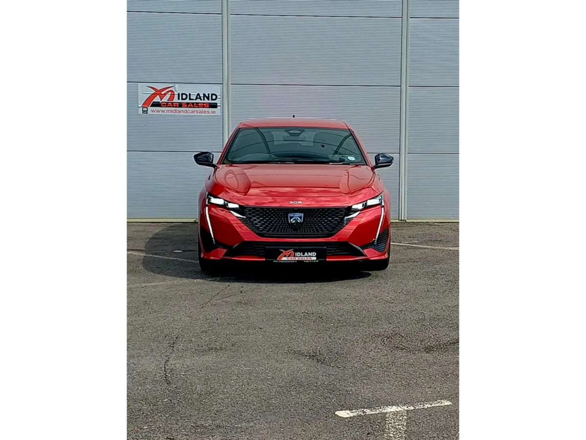 Peugeot 308 Hatchback, Diesel, 2023, Red