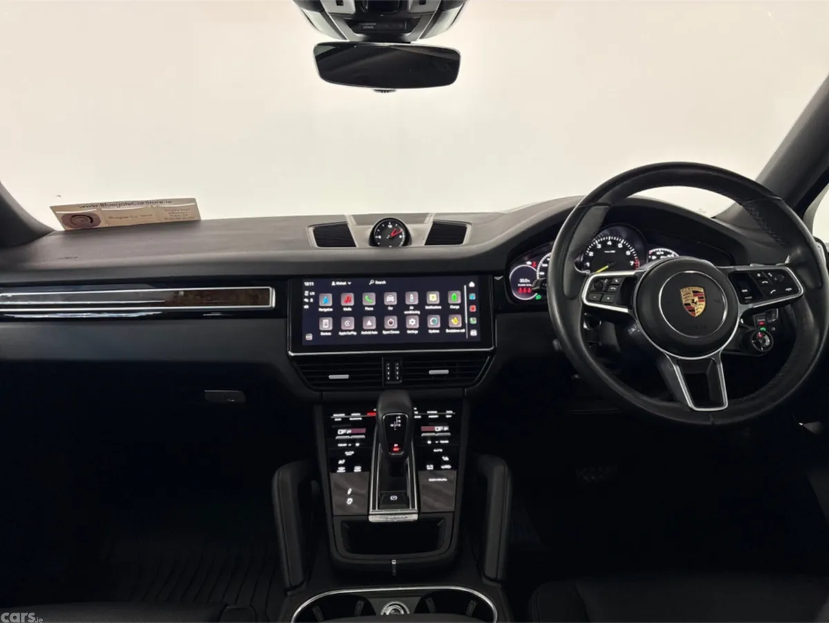 Porsche Cayenne MPV, Petrol Plug-in Hybrid, 2023, White