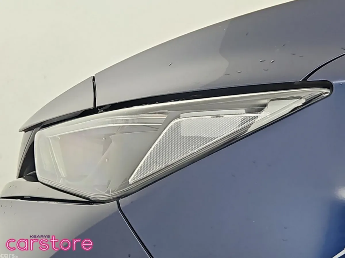 Nissan Leaf Hatchback, Electric, 2023, Blue
