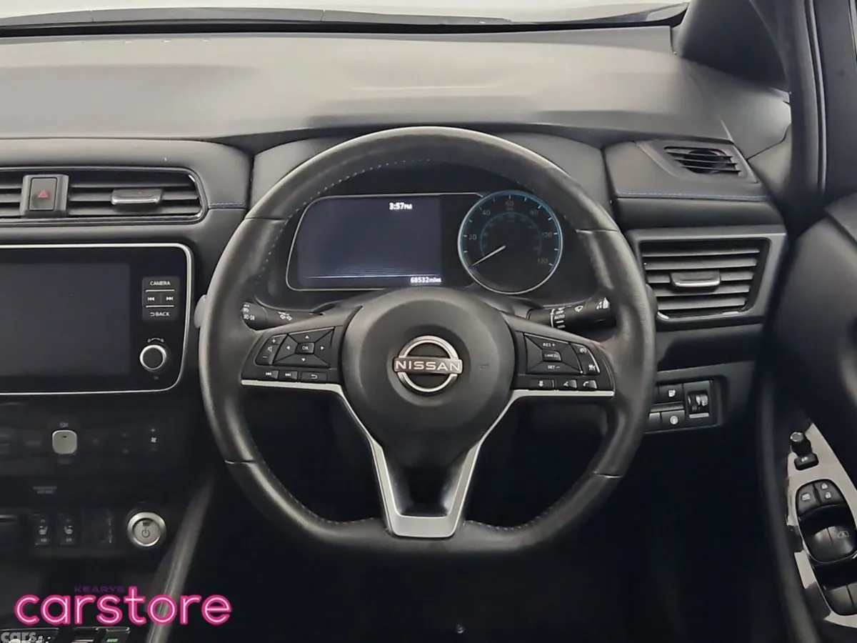 Nissan Leaf Hatchback, Electric, 2023, Blue