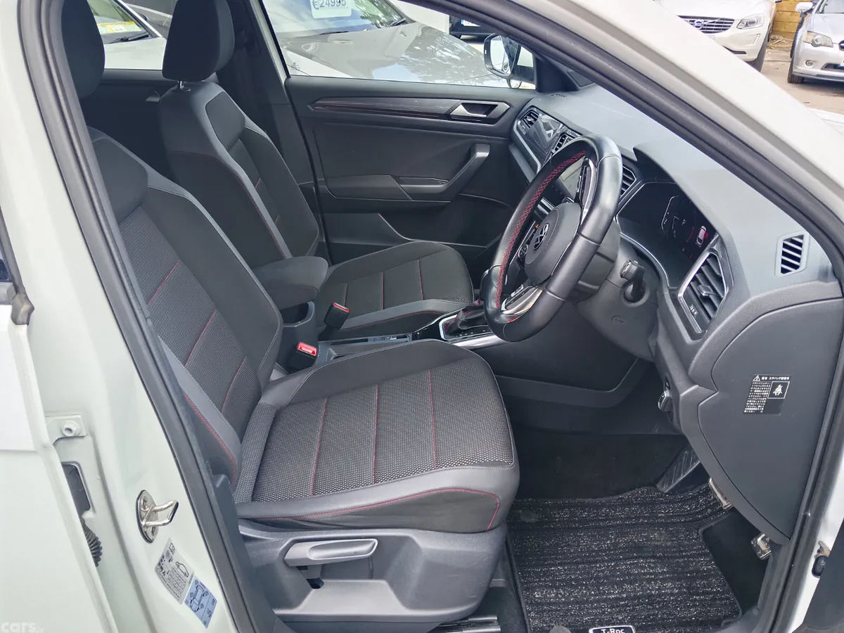 Volkswagen T-Roc SUV, Diesel, 2021, White
