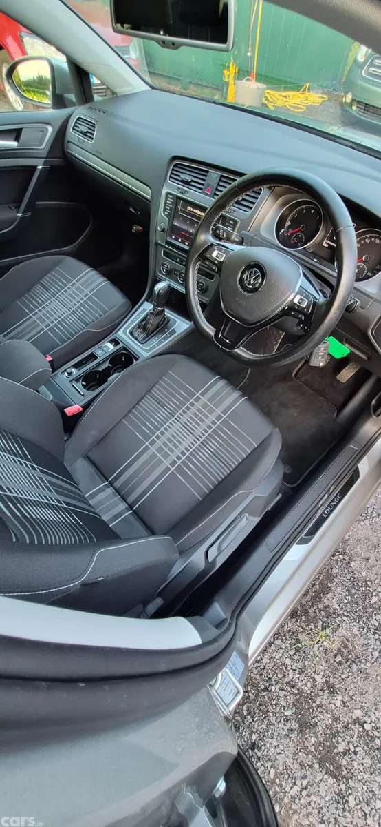 Volkswagen Golf Hatchback, Petrol, 2015, Silver