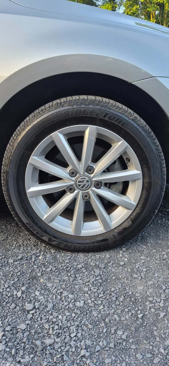 Volkswagen Golf Hatchback, Petrol, 2015, Silver