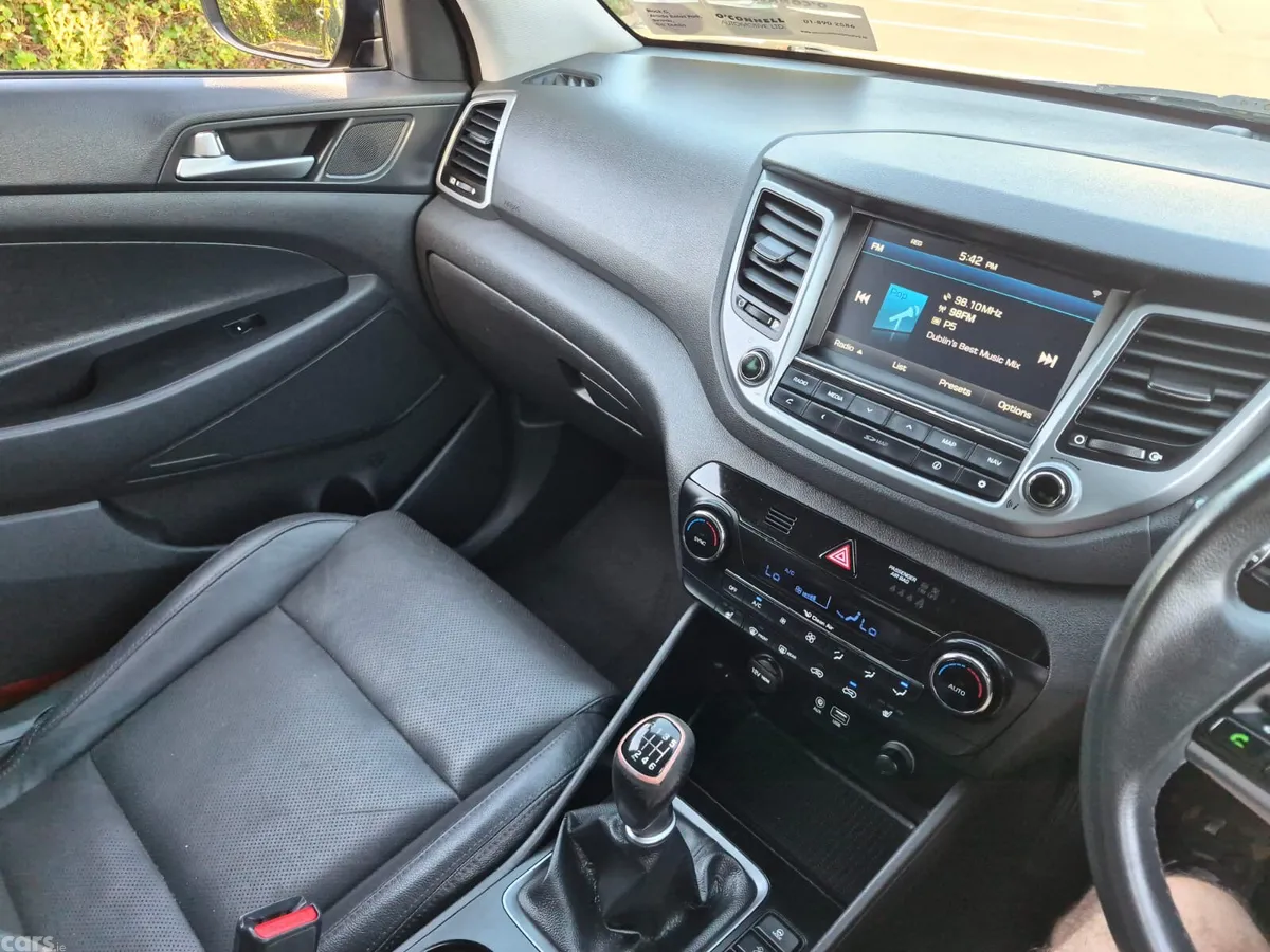 Hyundai Tucson SUV, Diesel, 2016, Black