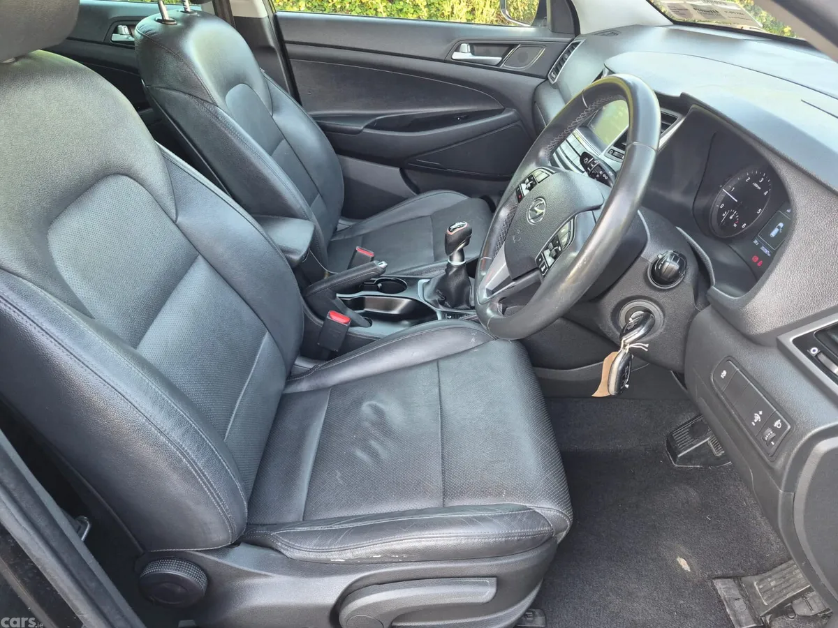 Hyundai Tucson SUV, Diesel, 2016, Black