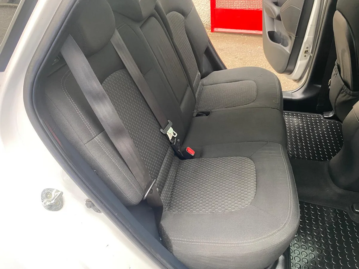 Hyundai ix35 SUV, Diesel, 2013, White