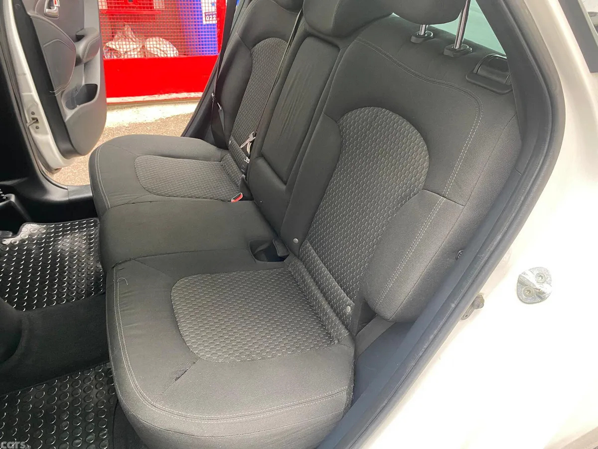 Hyundai ix35 SUV, Diesel, 2013, White