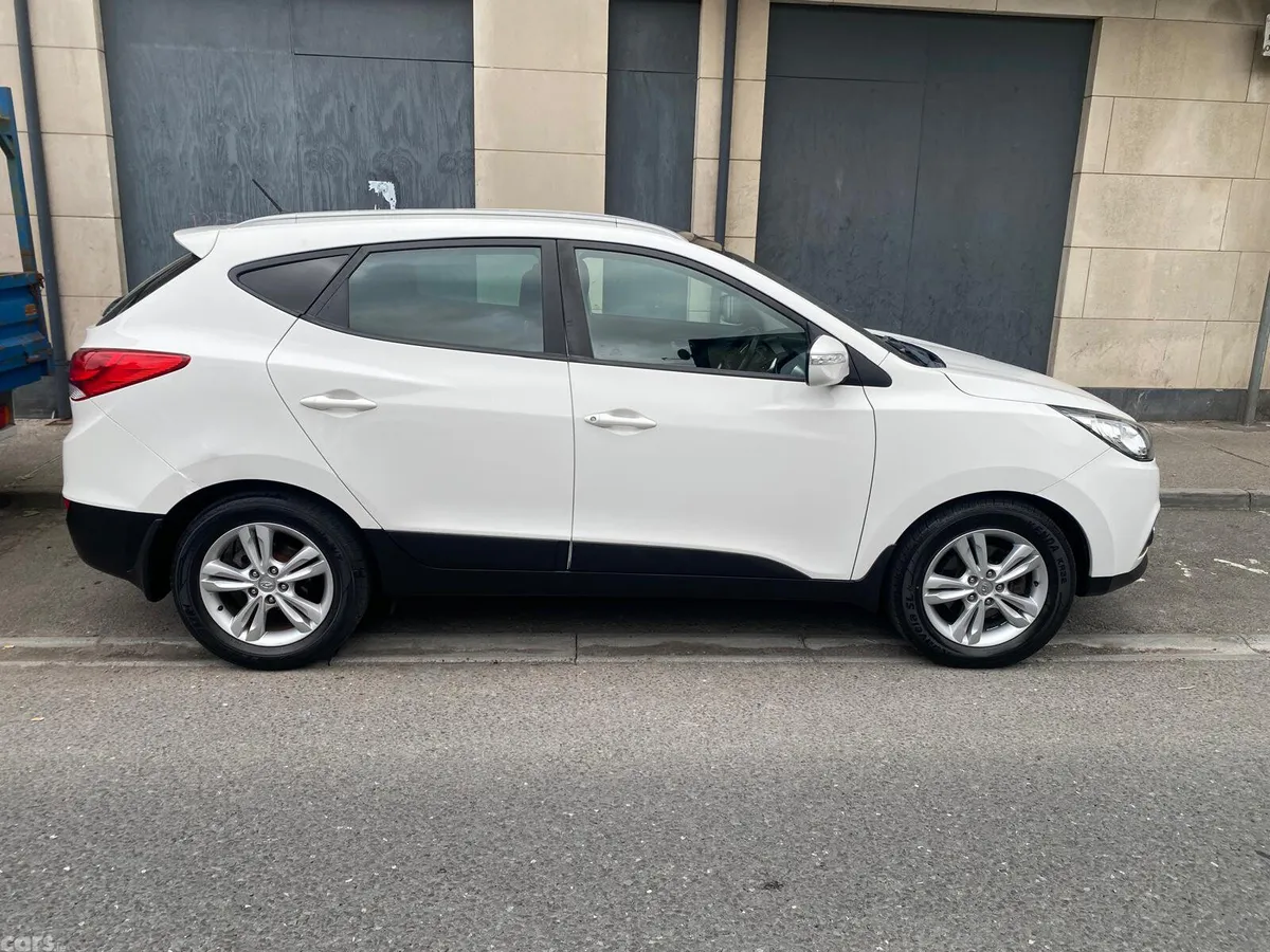 Hyundai ix35 SUV, Diesel, 2013, White