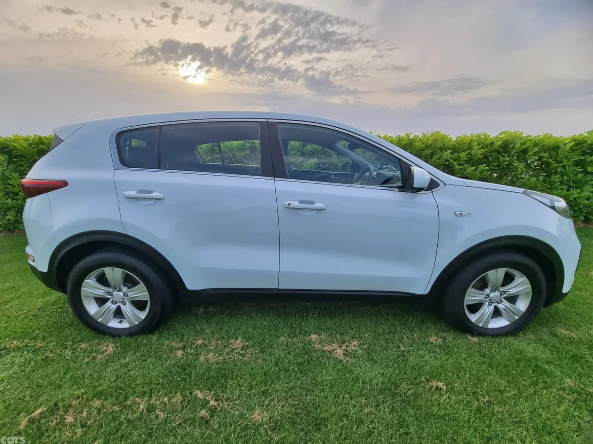 Kia Sportage SUV, Diesel, 2016, White