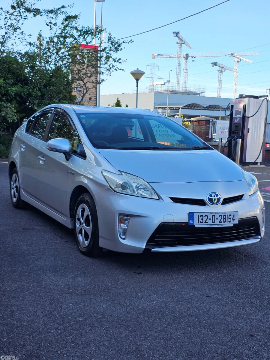 Toyota Prius Estate, Petrol Hybrid, 2013, Silver