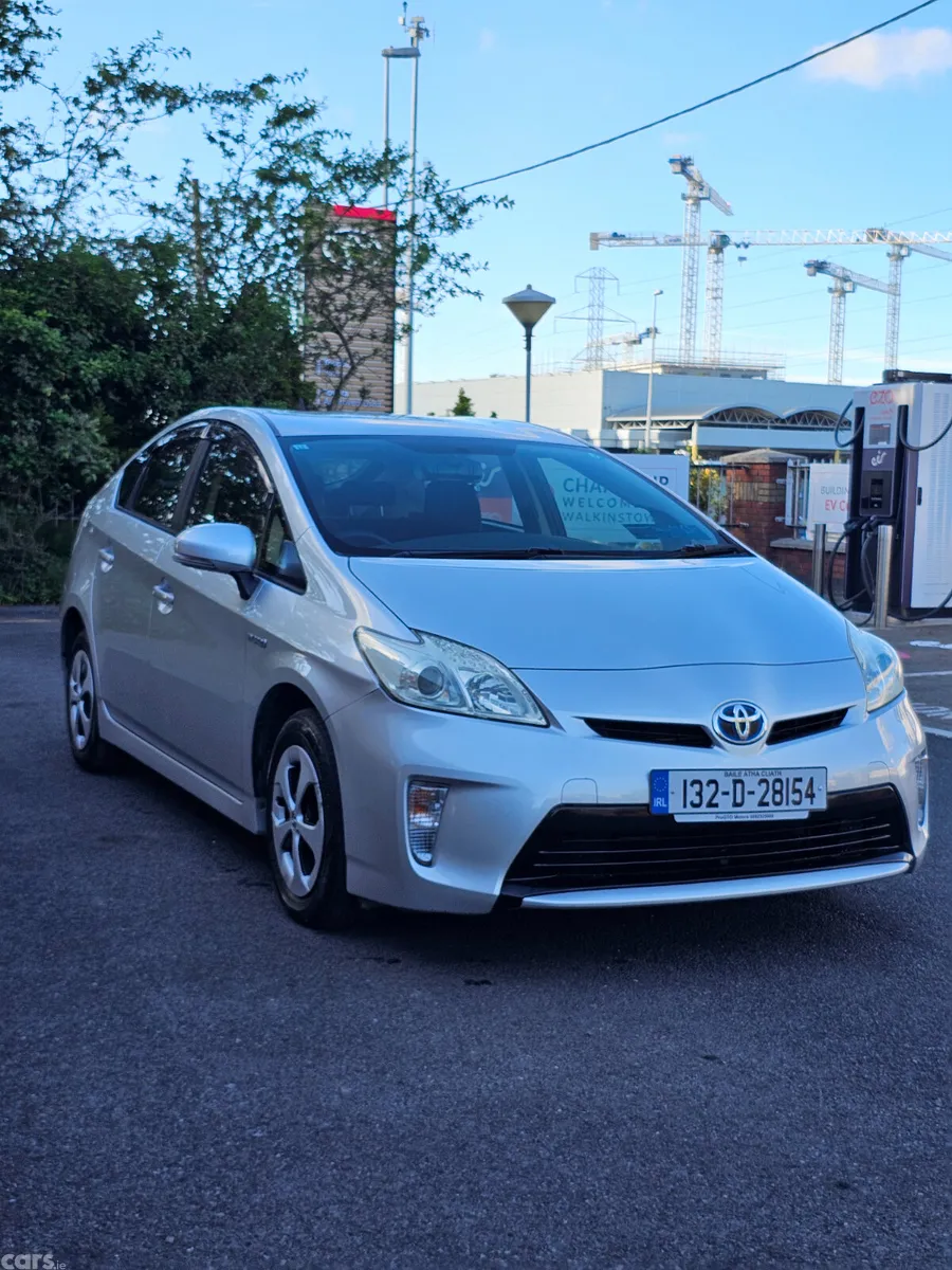 Toyota Prius Estate, Petrol Hybrid, 2013, Silver