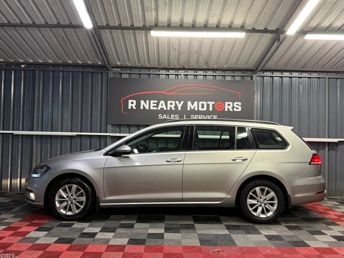 Volkswagen Golf Estate, Diesel, 2018, Grey