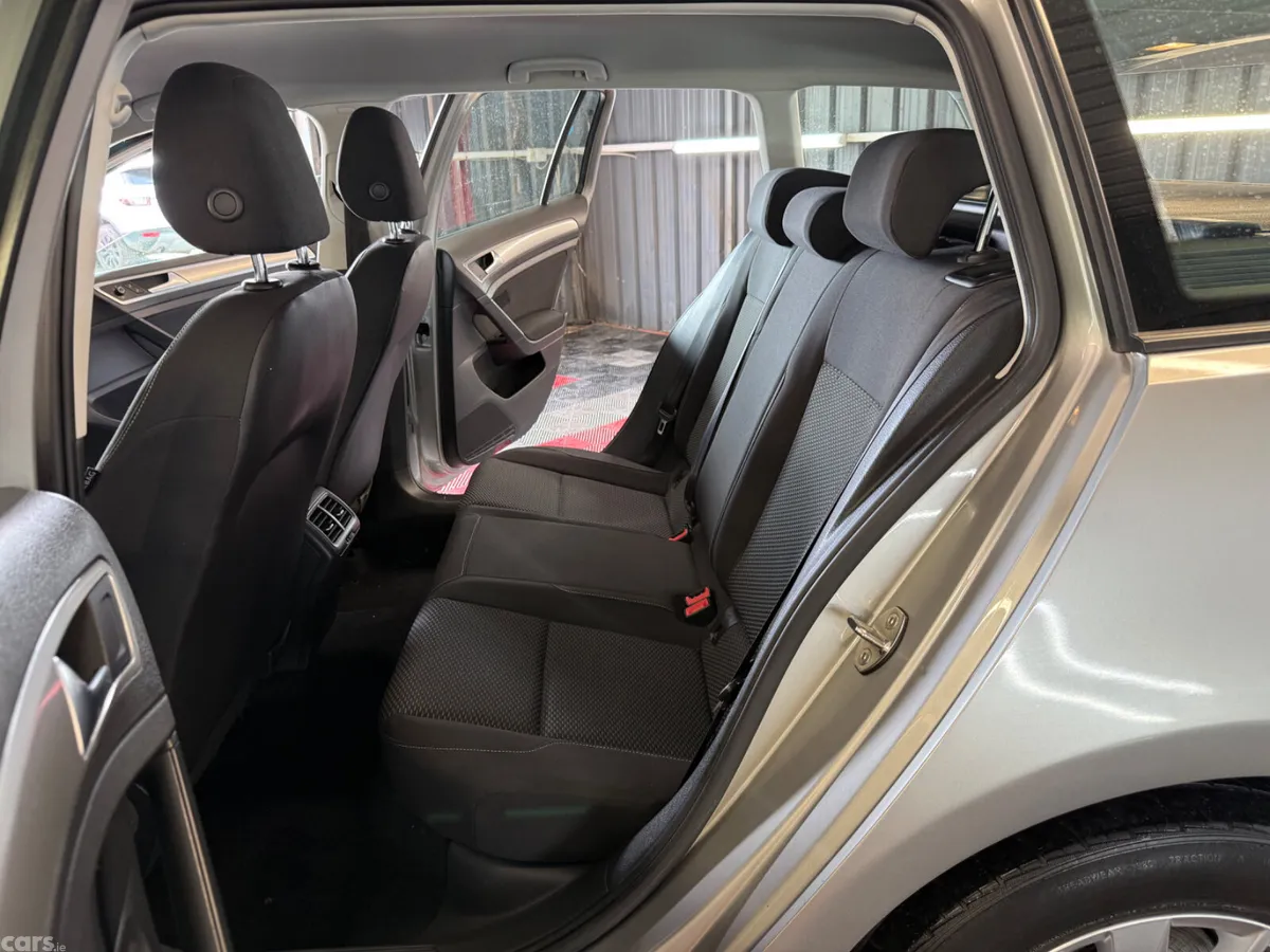 Volkswagen Golf Estate, Diesel, 2018, Grey