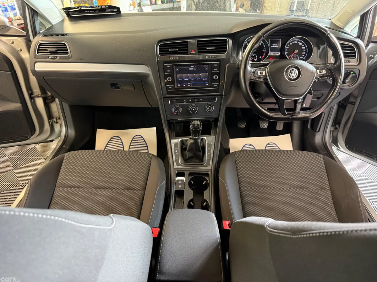Volkswagen Golf Estate, Diesel, 2018, Grey