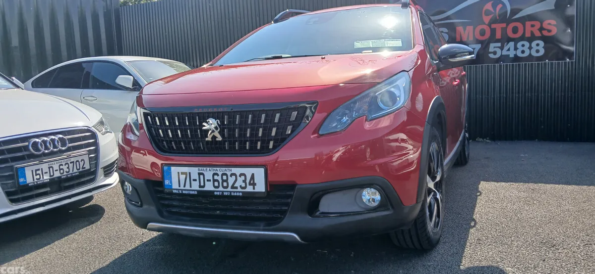 Peugeot 2008 SUV, Petrol, 2017, Red