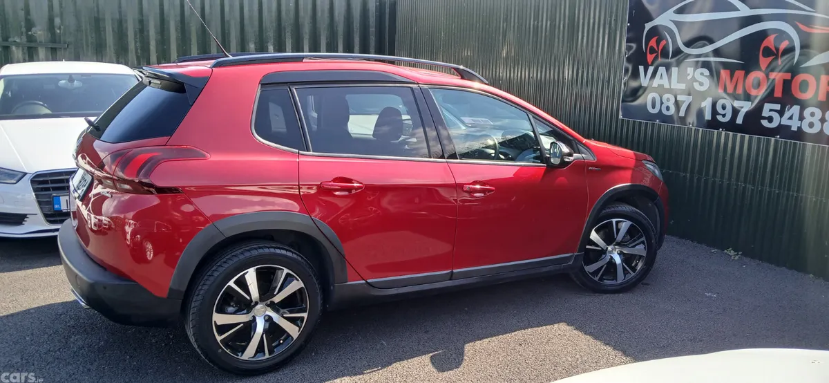 Peugeot 2008 SUV, Petrol, 2017, Red