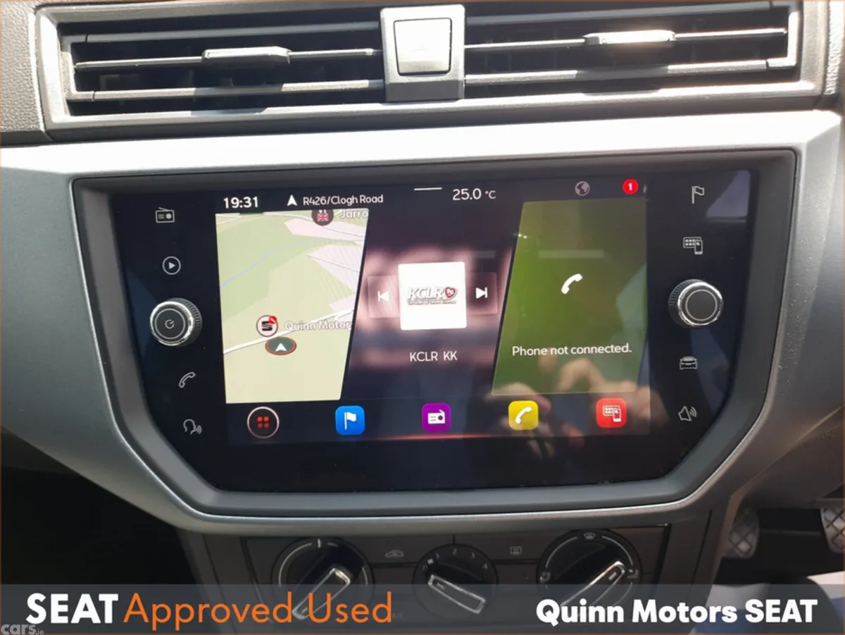 SEAT Arona Hatchback, Petrol, 2021, White