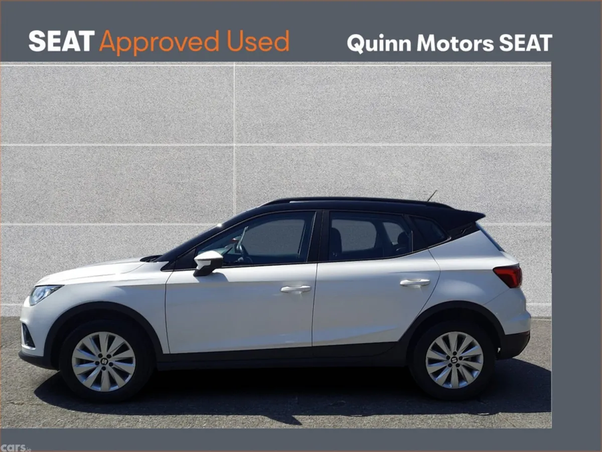 SEAT Arona Hatchback, Petrol, 2021, White