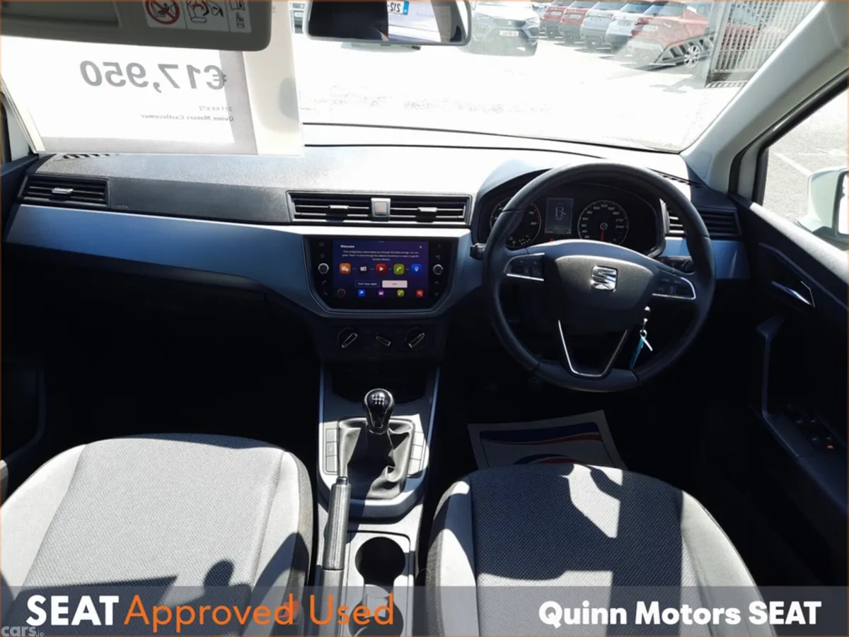 SEAT Arona Hatchback, Petrol, 2021, White