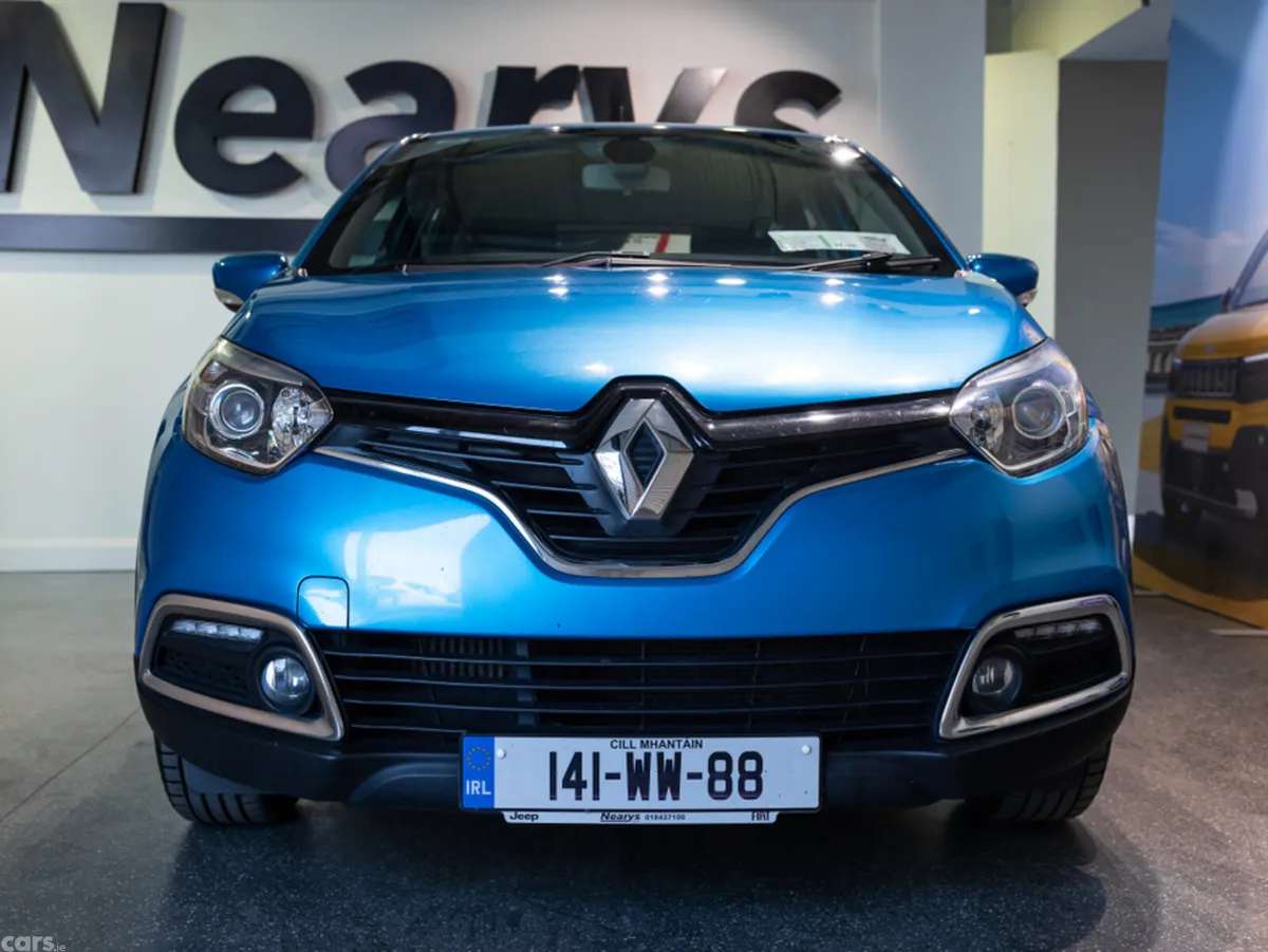 Renault Captur Hatchback, Petrol, 2014, Blue