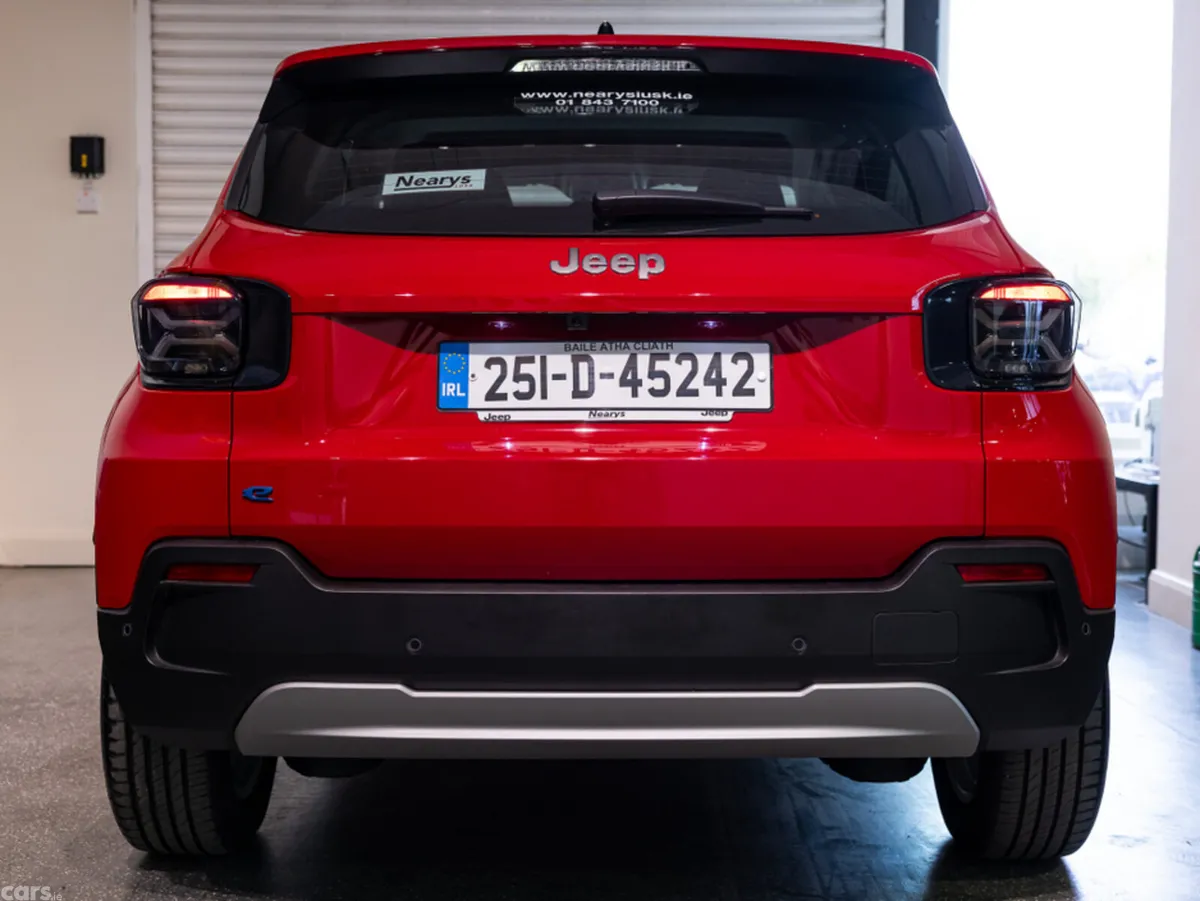 Jeep Avenger MPV, Electric, 2025, Red