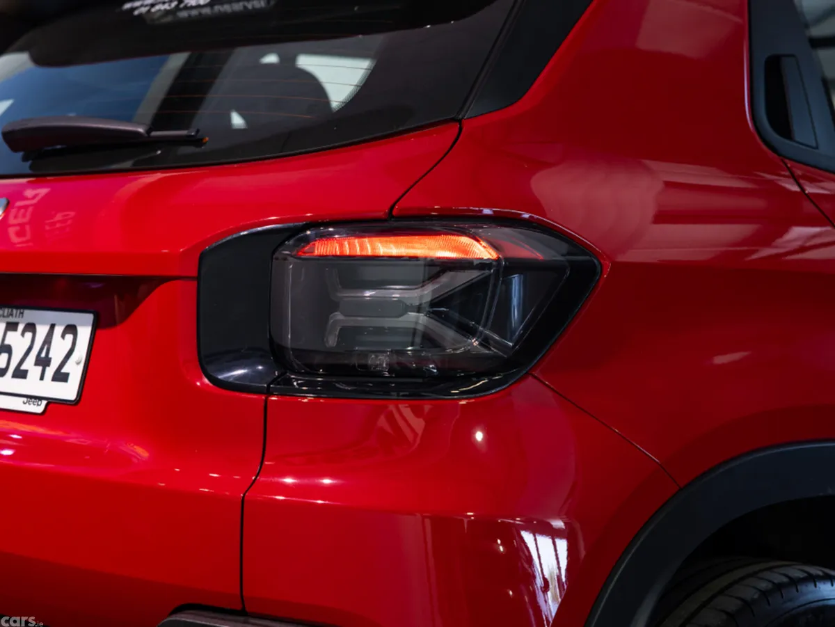Jeep Avenger MPV, Electric, 2025, Red