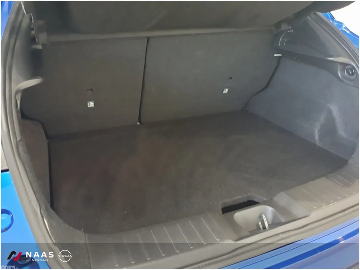 Nissan Juke MPV, Petrol, 2025, Blue