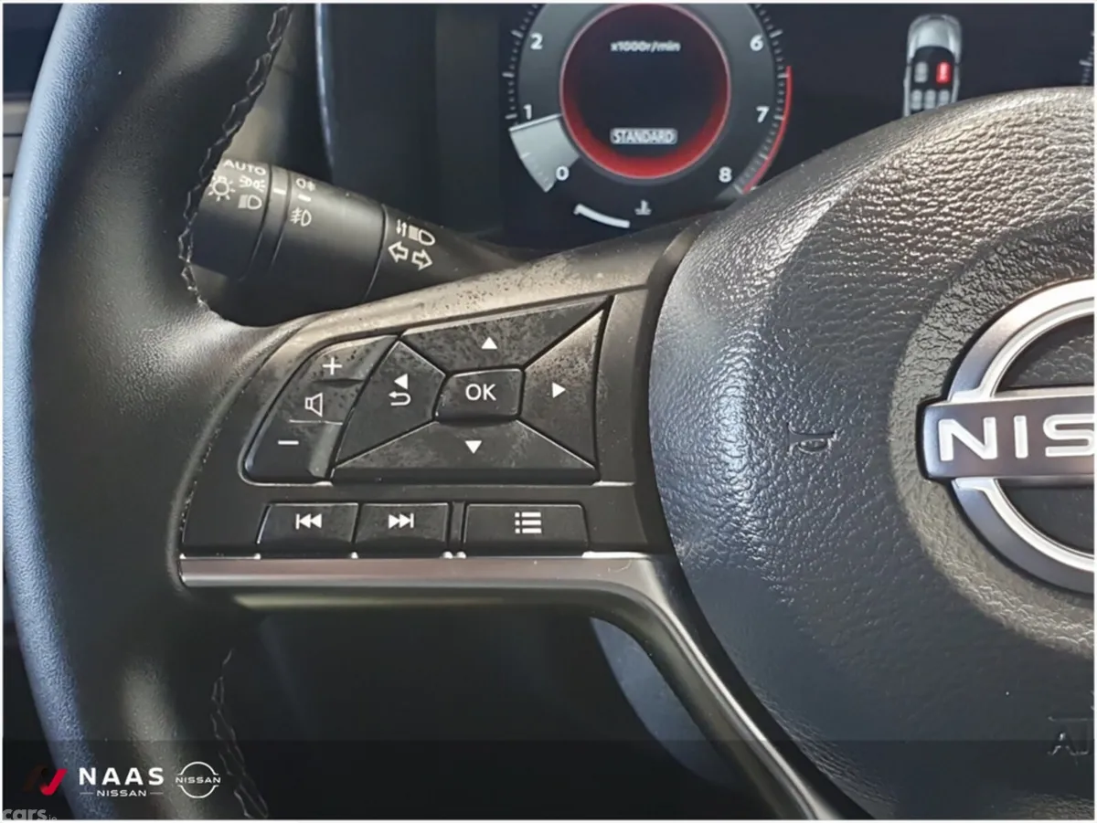 Nissan Juke MPV, Petrol, 2025, Blue