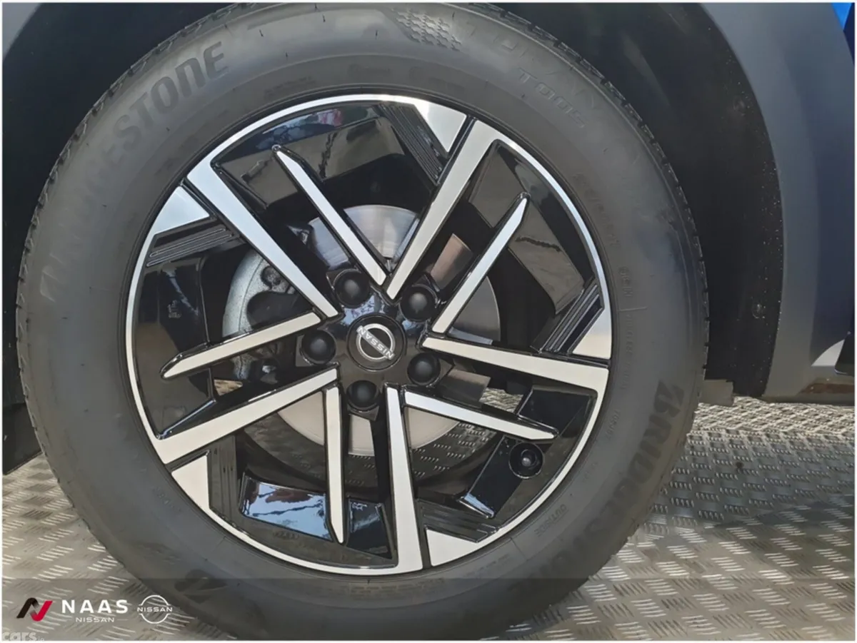 Nissan Juke MPV, Petrol, 2025, Blue