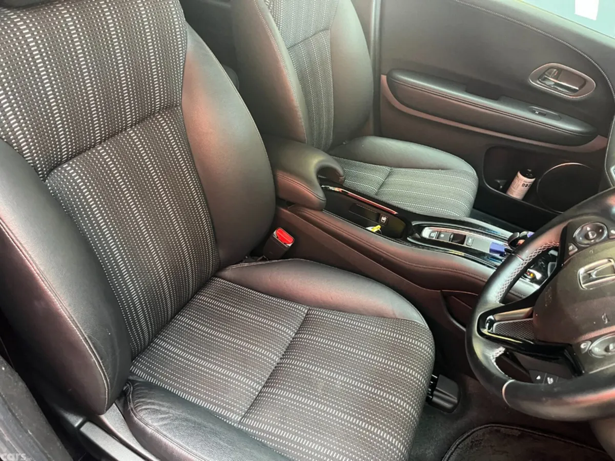 Honda Vezel SUV, Petrol Hybrid, 2018, Black