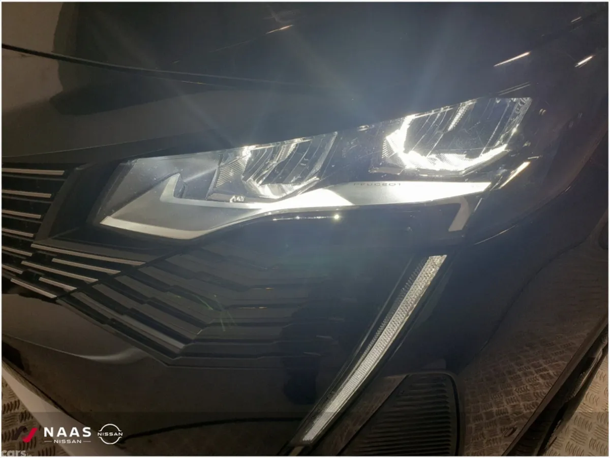Peugeot 3008 MPV, Petrol Plug-in Hybrid, 2024, Black