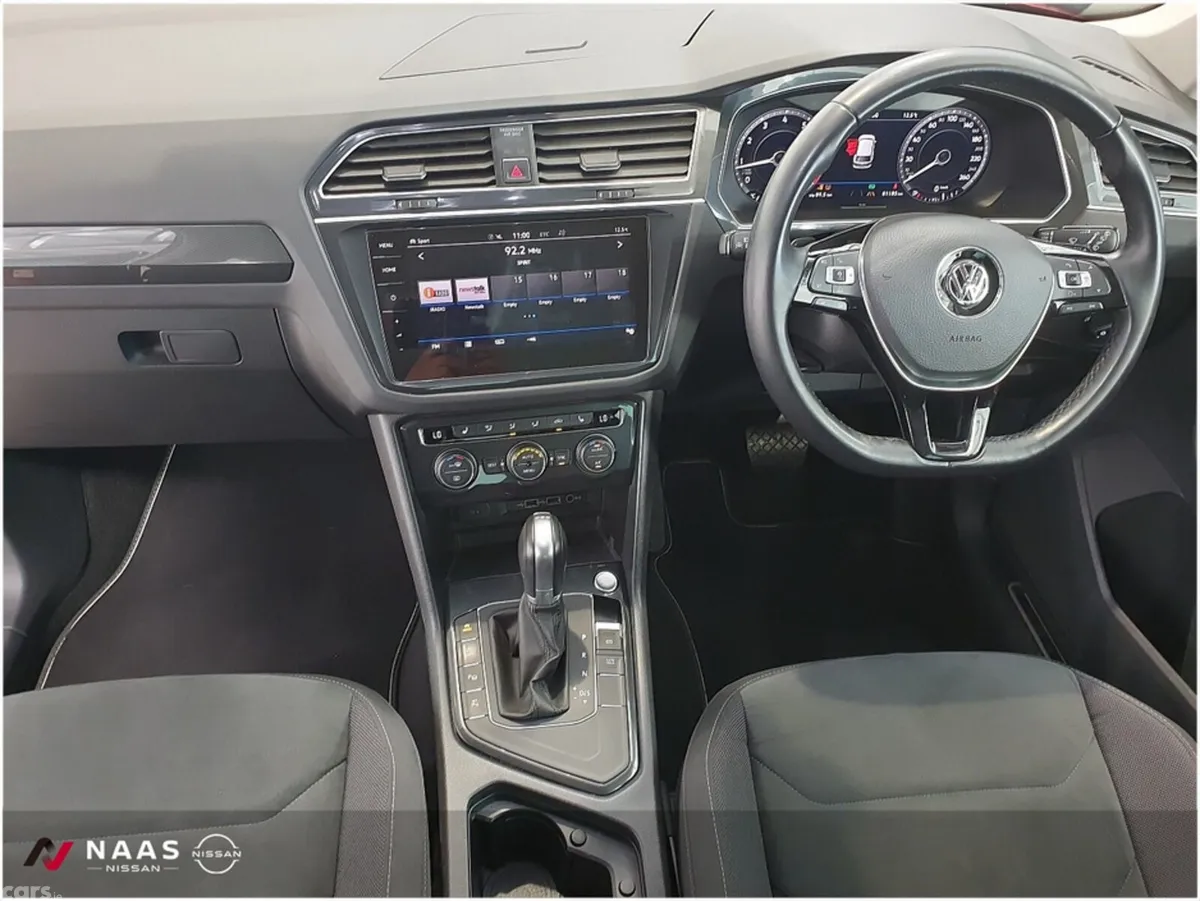 Volkswagen Tiguan SUV, Petrol, 2018, Red