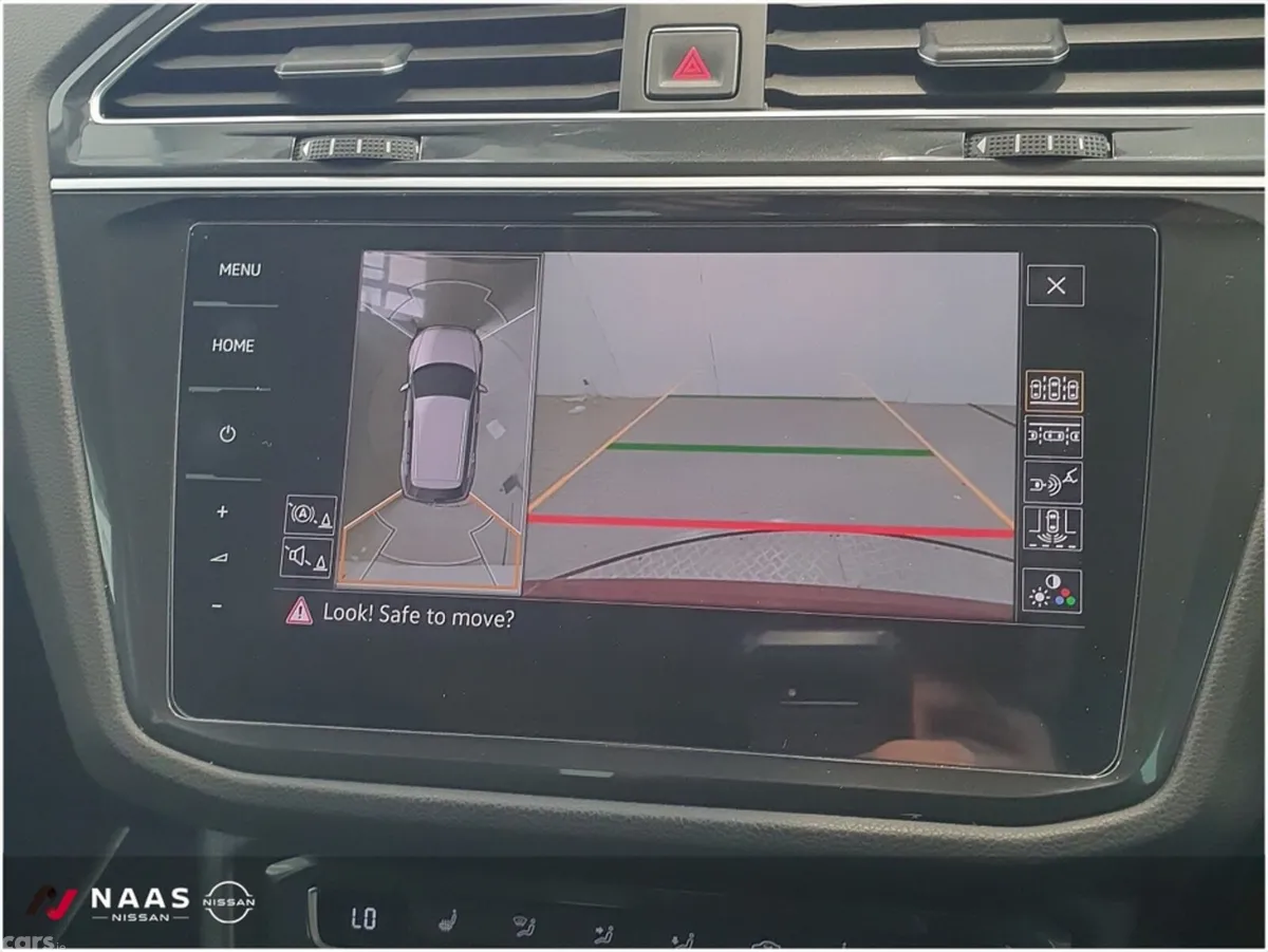 Volkswagen Tiguan SUV, Petrol, 2018, Red