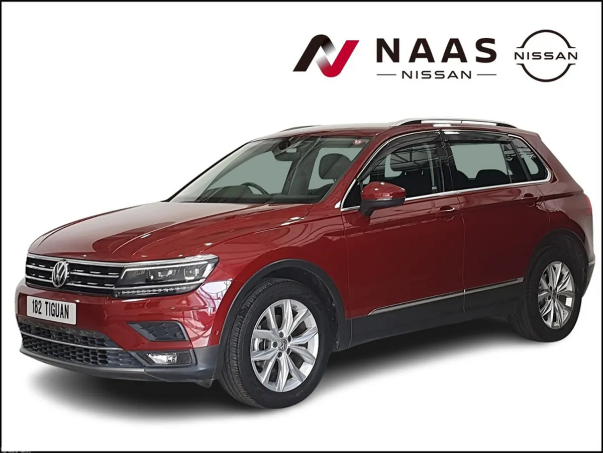 Volkswagen Tiguan SUV, Petrol, 2018, Red
