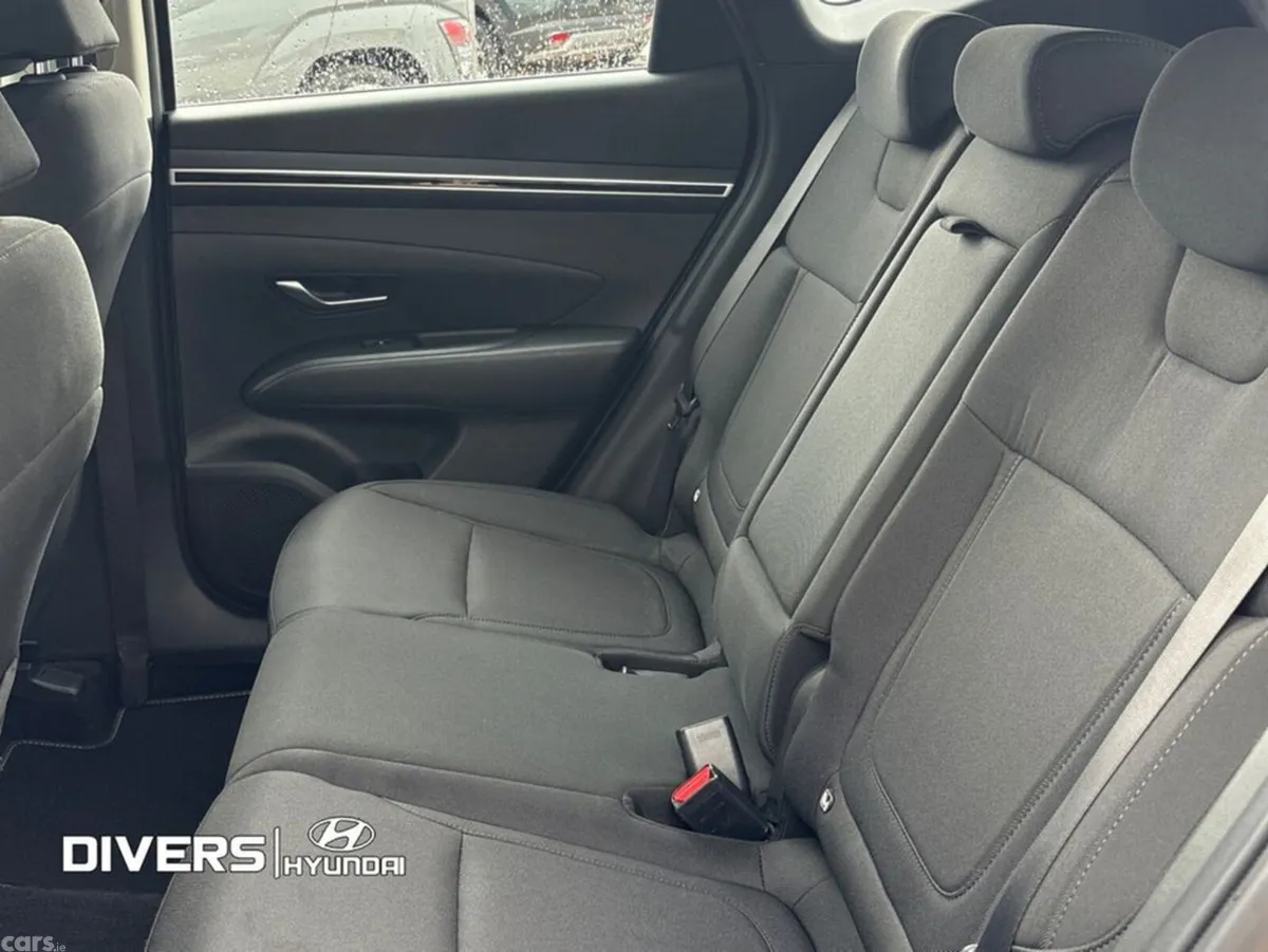 Hyundai Tucson MPV, Diesel, 2022, Brown