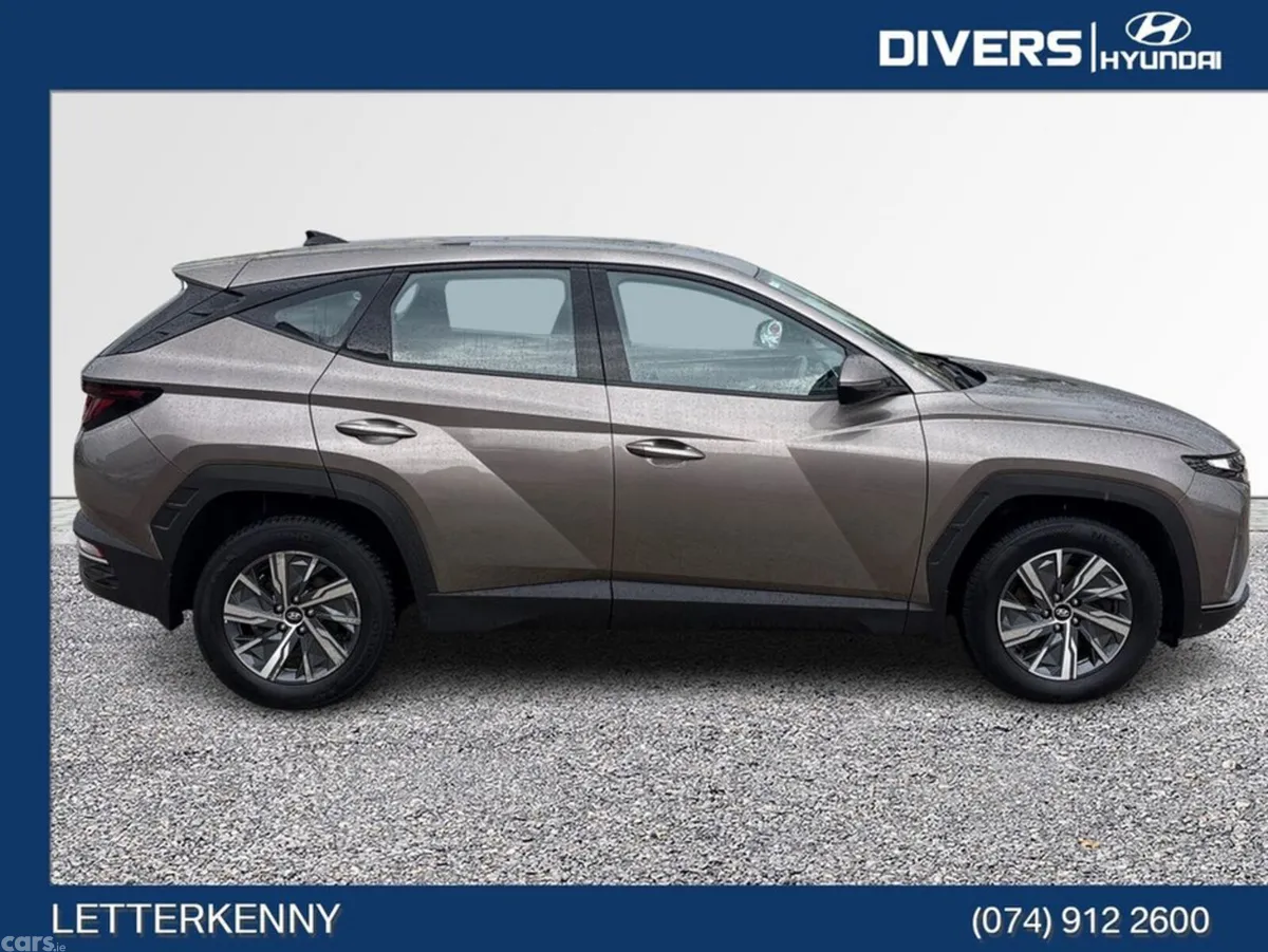 Hyundai Tucson MPV, Diesel, 2022, Brown