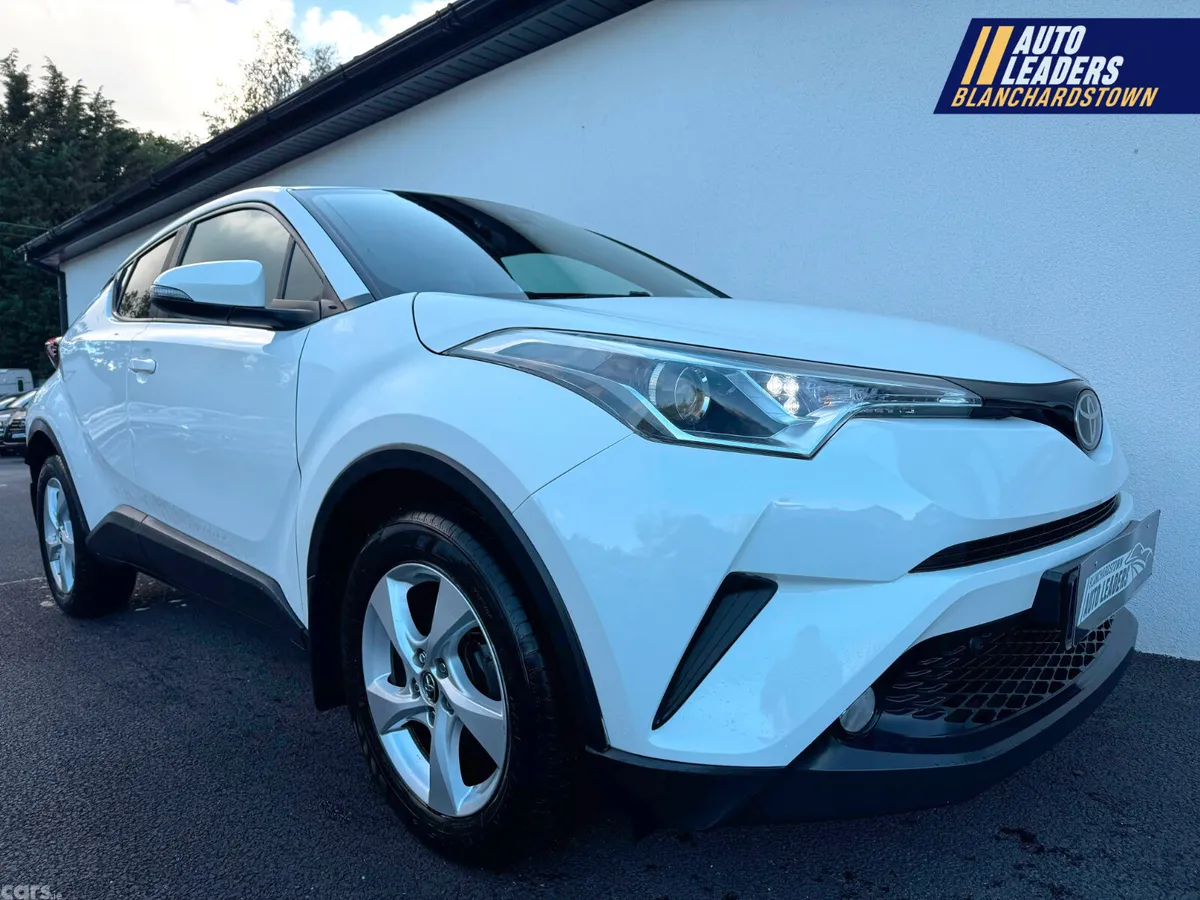 Toyota C-HR SUV, Petrol, 2017, White