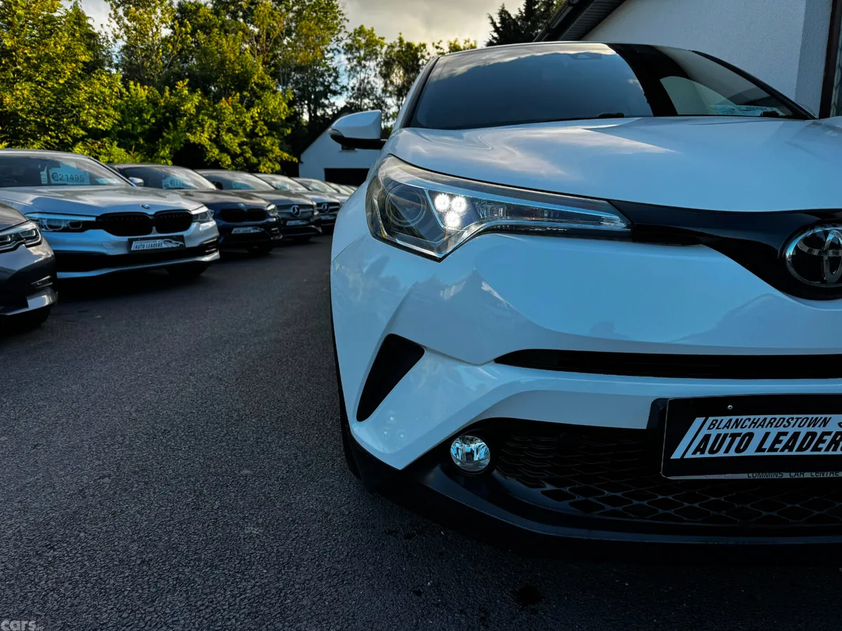 Toyota C-HR SUV, Petrol, 2017, White